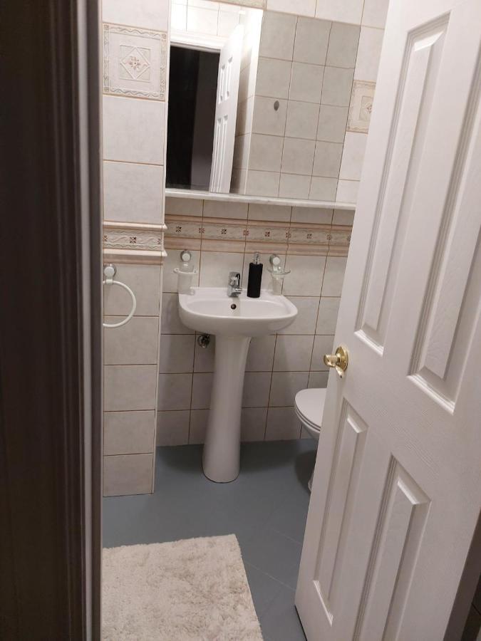 Galleria Apartment *